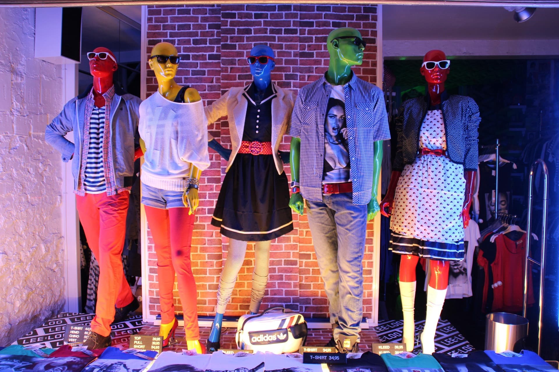 Thrread fashion crop